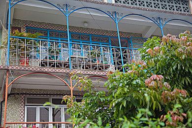 《颂钟长鸣》迎来全新篇章：构建沉浸式中世纪生态与战斗体验